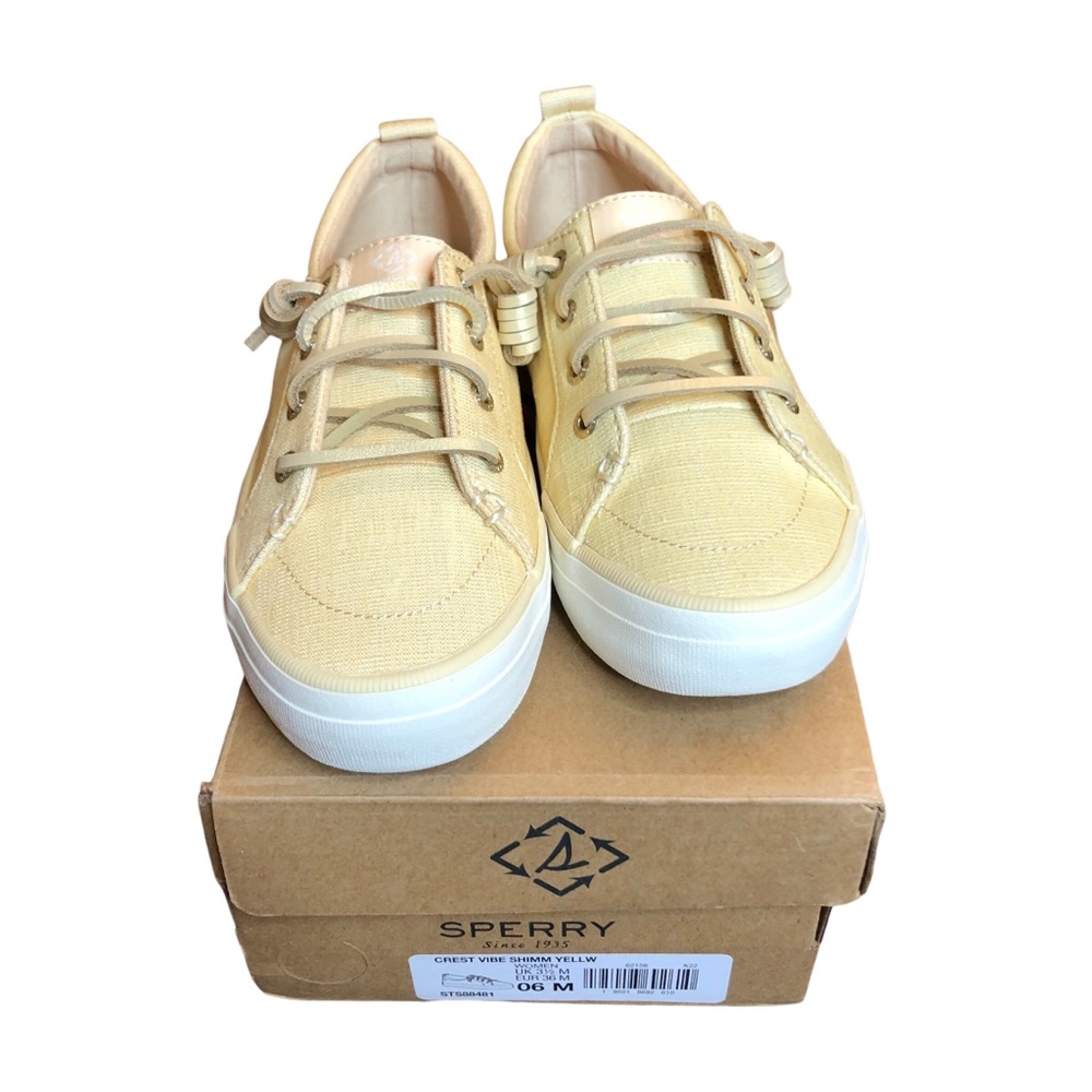 NEW Sperry Crest Vibe Sneakers Size 6 Yellow Shimmer Beach Coastal Slip On NIB